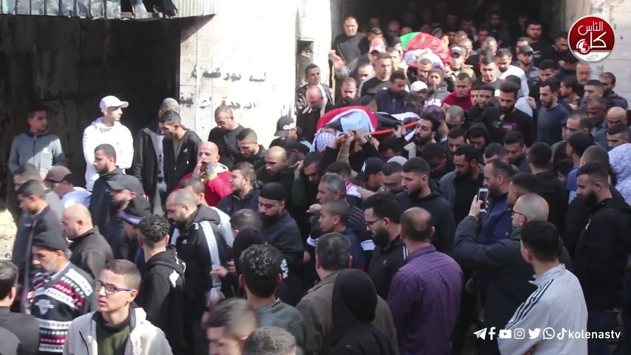 مخيم نور شمس يودع اقماره