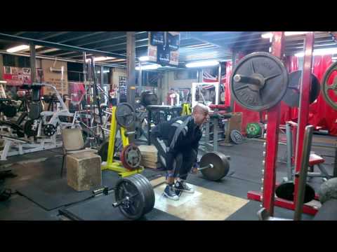 Deadlift 220kg x5 (485lbs)