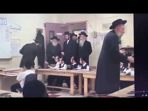 Beirach Moshe visiting The Classroom Of R' Yisroel Shtark In Cheider Satmar Ateres Yoel in Willy