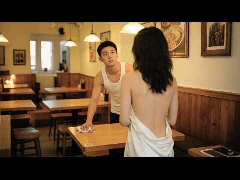 Beautiful CEO is chased and saved by a restaurant owner! To repay him, she offers herself!