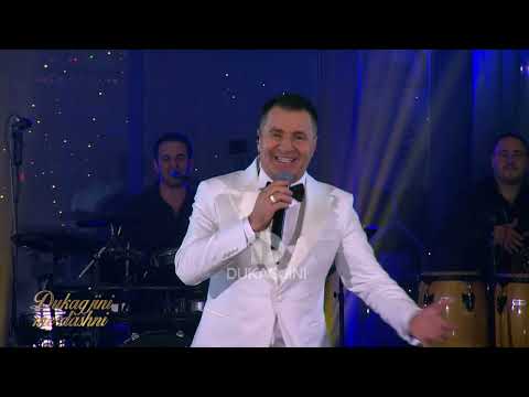 Performancë LIVE nga Afrim Muqiqi - 🎄 Gëzuar 2026