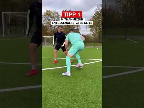 HOW TO BETTER AT 1-ON-1!🚀⚽️ #football #tips #tricks #tutorial #shorts