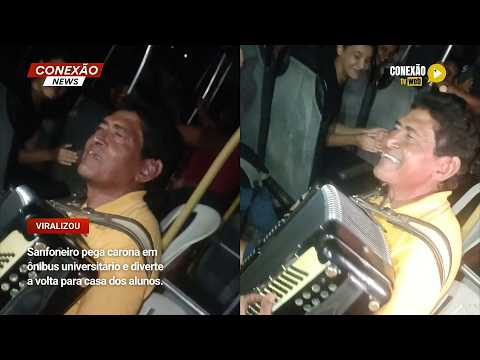 Vídeo: Sanfoneiro pega carona em ônibus universitário e diverte a volta para casa dos alunos.