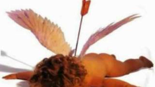 ay amor¡ nana mouskuori