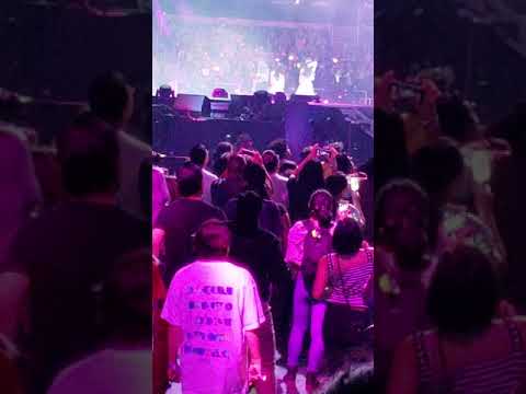 180811 Twice KCON LA 2018 - End of Time (Beyonce cover)