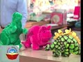 Zee S Bookshelf Books On Dinosaurs Elmo S World