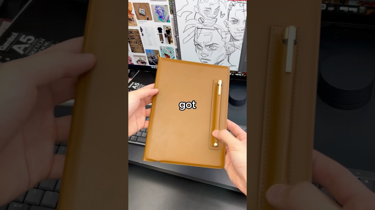 This is the craziest sketchbook I’ve ever tried🤯 This is perfect if you like sketching on paper