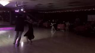 Jose Delgadillo y Helen Wang - Trago Amargo