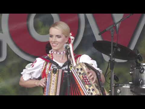 Stretnutie goralov 2024 - Vlasta Mudríková s kapelou