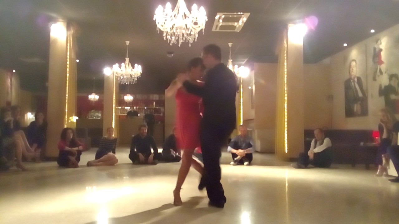 Video thumbnail for Luciana Muzio&Claudio Coppola- Tango "Por que razon" orq. Juan D'arienzo