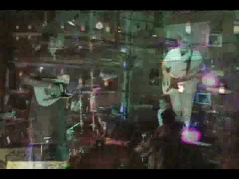 Basshound Funk @ Zinc ... We don't need no... Tribute