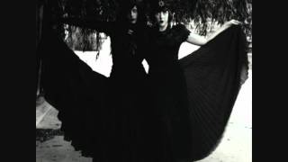 Austra - Darken Her Horses