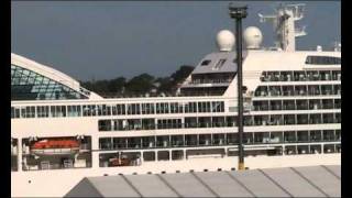 Cruise ships in Sydney - Seabourn Sojourn