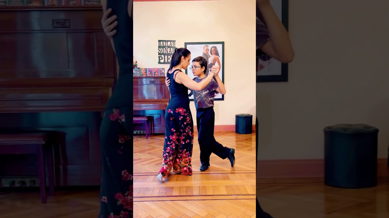 Video thumbnail for #tangolessons musicality demo 19/2/2025 class Georgina Vargas Nicolas Mandagaran #dancetango #baile