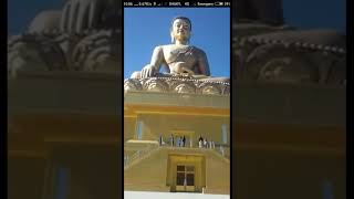 preview picture of video 'भूटान की राजधानी थिंपू में लगी बहुत ऊंची बुद्ध प्रतिमा और इसके बातावरण की विशेषताएं'