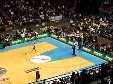 Jason Dourisseau- German Dunking Contest Allstarday 2007