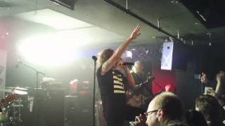 The Screaming Jets - Living in England