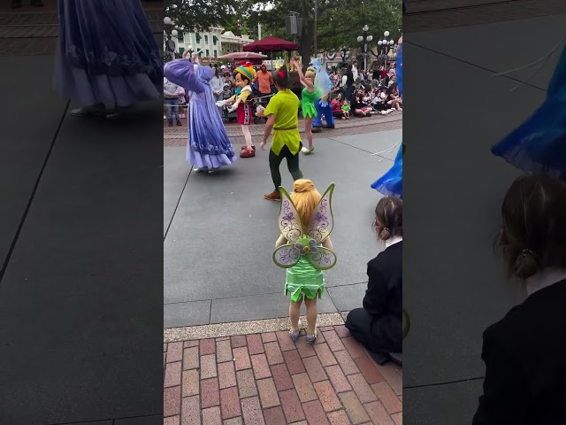 Vídeo relacionado con EUEAVAN Collar de princesa Wendy Campanilla con colgante de hada Elfo Bailarina mágica de ballet con corazón de circonia cúbica con alas de ángel Joyería con cita de cuento de hadas, regalo para mujer