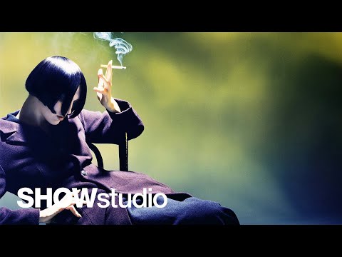 This Is One of The Most Iconic Fashion Images Ever Made  | SHOWstudio