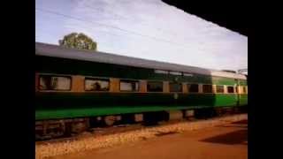preview picture of video 'Hav u seen INDIAN Trains..!!?? Then Dont Miss this - Yesvantpur-Secunderabad Garib Rath Express'