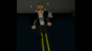Earrape Default Dance Roblox Id म फ त ऑनल इन - default dance roblox warning earrape