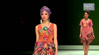 Download lagu Indonesia Fashion Week 2013 - Fashion Parade Stylopedia (Priscillia Saputro - Batik Nyonya Indo) mp3