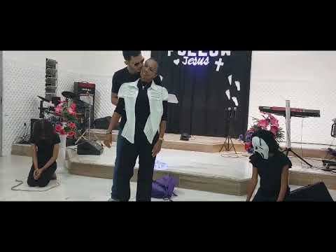 PEÇA: SAUDADES DE TEREZA