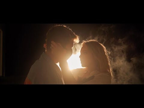 Kamerzysta - Świetlne Cienie (feat. Karolina Stanisławczyk) (prod. Miyo)