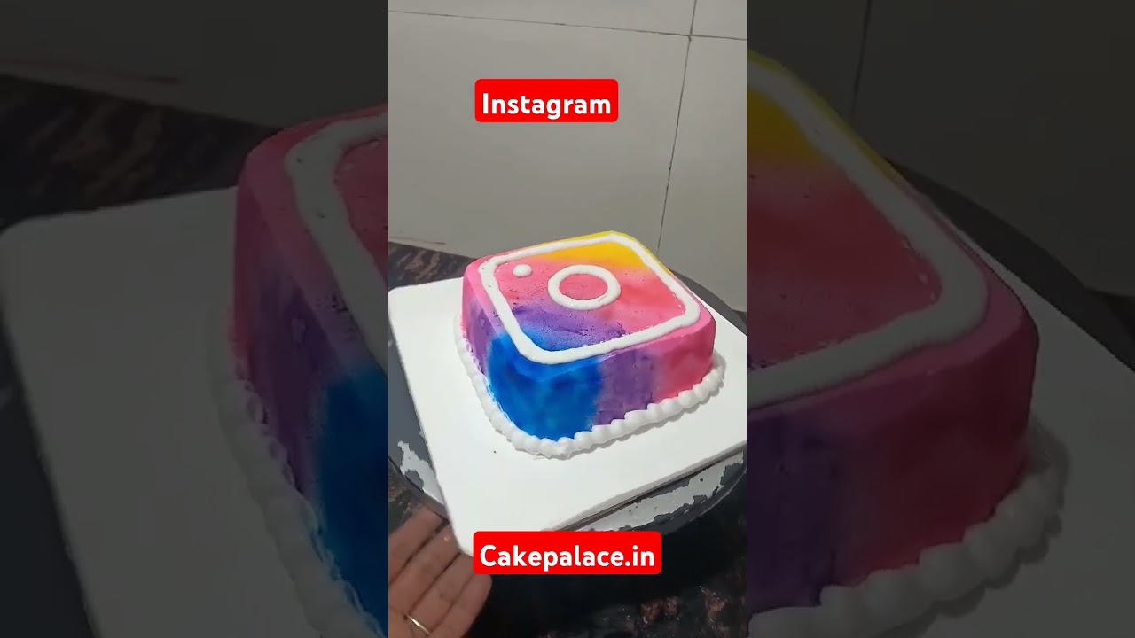 Instagram cake #cake #cakepalace #birtdaycake #instagram