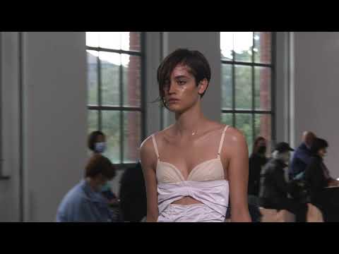 Sportmax SS21 Runway Show