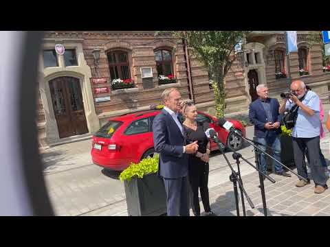Konferencja Donalda Tuska: Proszę bardzo, możecie mnie zacząć ŚCIGAĆ