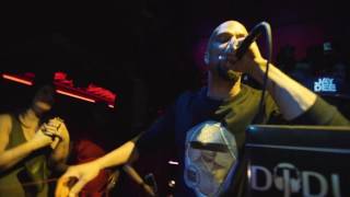 Common "Pyramids" Live in New York City