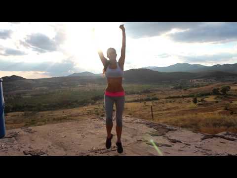 Zin 56   Vive Y Baila  Zumba Fitness Maya