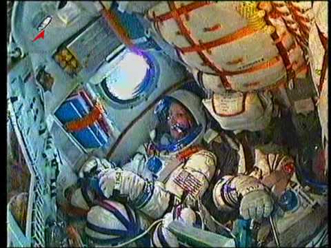 Старт КК Союз ТМА-18 (трансляция). Spacecraft Soyuz TMA-18 Start.
