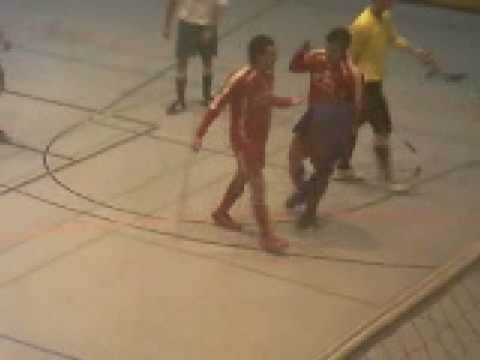 9 Meter schießen Türkischer SV Lübeck Hallenturnier 15.02.2009