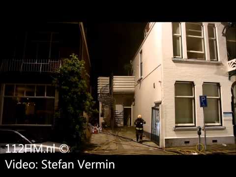 Brandgerucht wordt opgeschaald naar middelbrand op het Regentesseplantsoen in Gouda