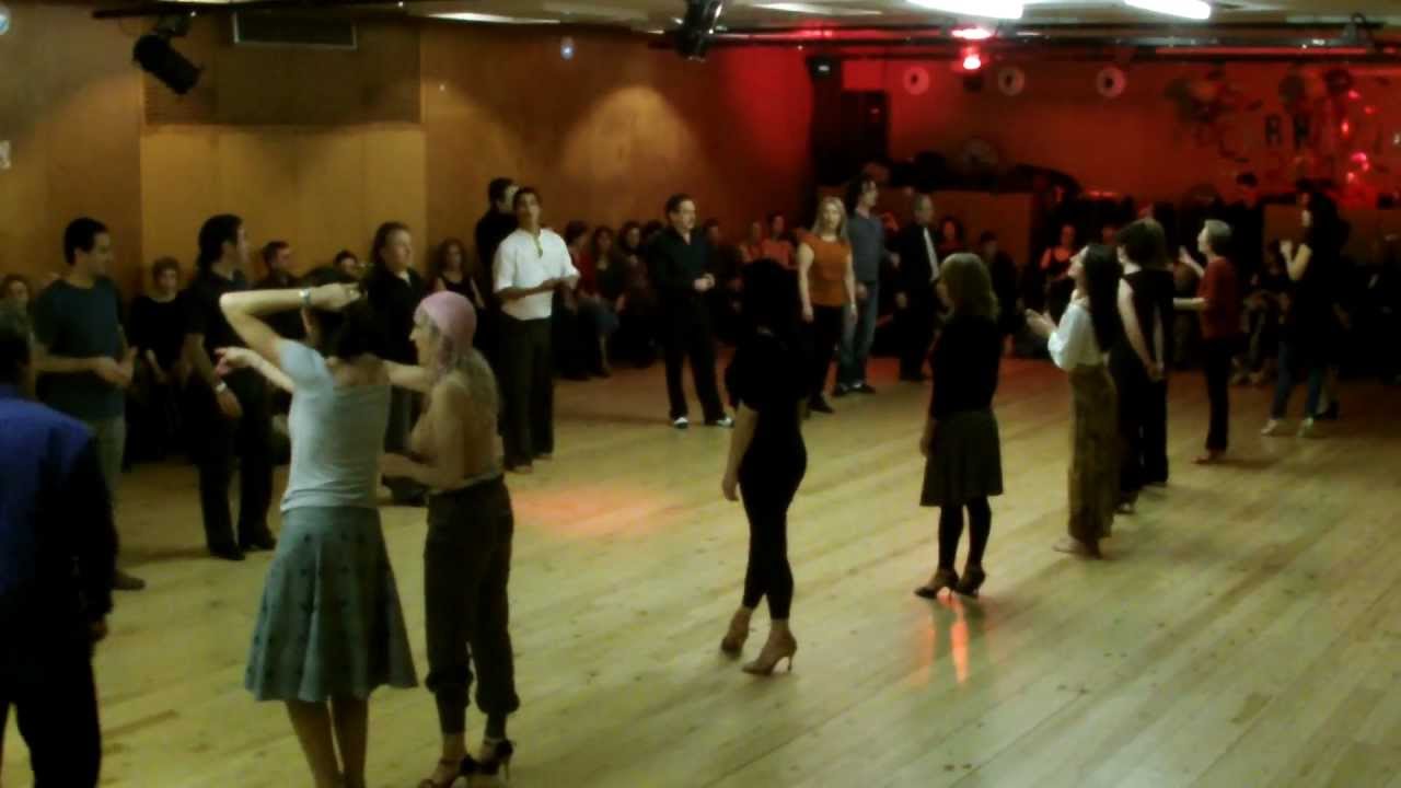 Chacarera en Gratalonga con Yanina Meisinger y Sergio Lopez