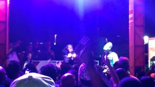 SIZZLA KALONJI SINGS BUJU BANTON - BOOM BYE BYE!!! Live @ Pulse Club, Kingston Jamaica 10.04.2015