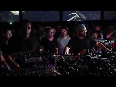 Octave One - The Forgotten  (Boiler Room Moscow Live set )