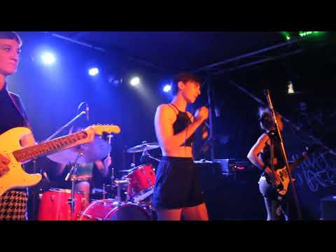 CUNTE  This is Flingern Not L A   02  Sep 2022 AK47 Düsseldorf