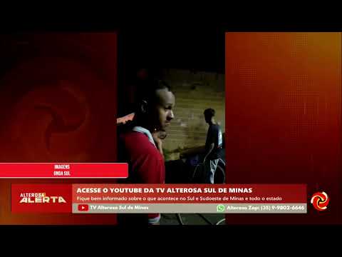 Incêndio em Carmo do Rio Claro: homem foi retirado do local por vizinhos