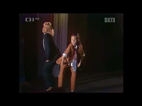 Lucie Vondráčková & Helena Vondráčková - Vždycky všechno nejde (Cold Hearted)