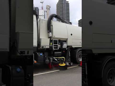 Bucher Municipal V80 Road Sweeper - BACK-TO-BLACK