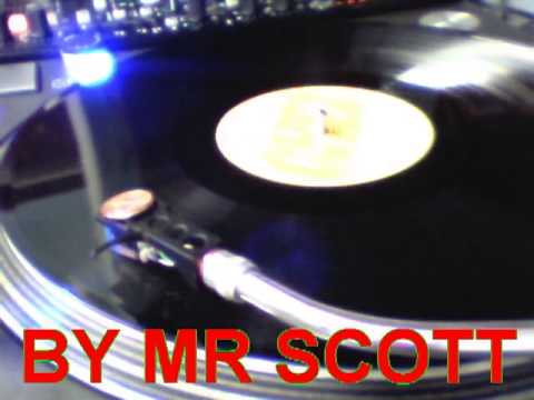 Jon Cutler ft E Man - It's Yours 2001 ( CHEZMUSIC records )