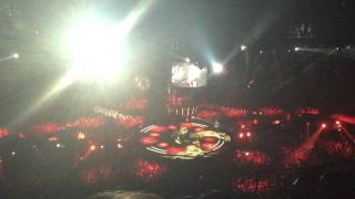 Muse - Revolt (Live @ Bercy, Paris - 03 mars 2016)