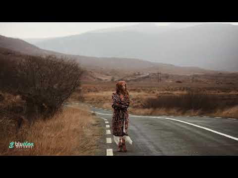 Lisa Lambe - Hunter's Moon (Official Music Video)