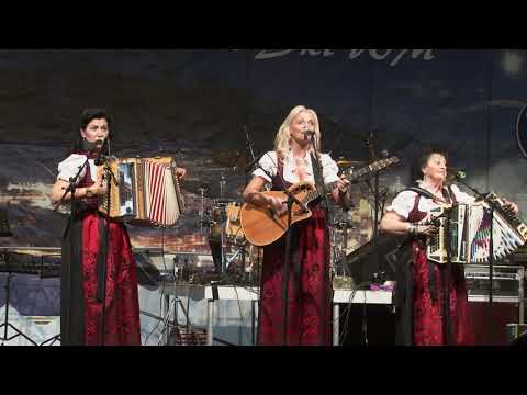 Musikanten Ski WM 2018  Die Sulmtaler Dirndln - A fescher Lackl