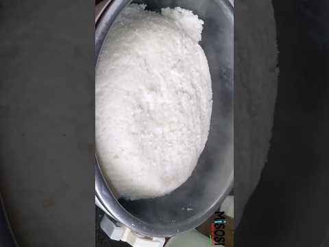 UGALI #tanzanianstaplefood #ugali #subscribe #roadto9ksubs