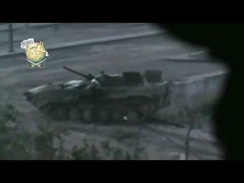 عطب عربة بي ام بي ومحاولة حرقها من قبل لواء سيوف الحق في الغوطة الشرقية في ريف دمشق