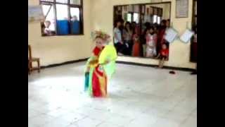 preview picture of video 'Mahaika Umiyati Putri Sabana - Kembang Bekasi.mp4'